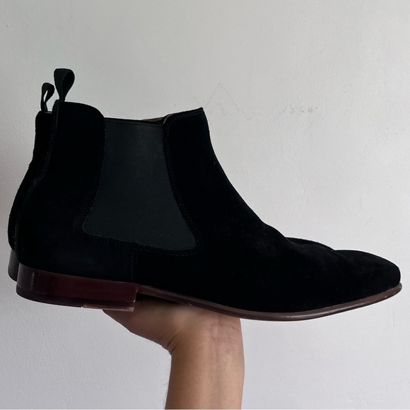 Aldo Chelsea Black Suede Boots - Picture 1 of 10